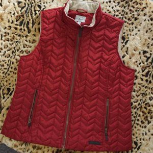 GH Bass lightweight puffer vest